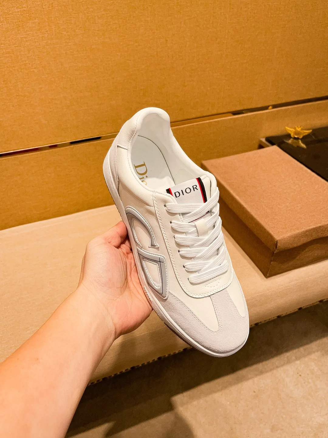 Men's shoes 💰 420💰【Dior】🔥 High-end men's shoes brand official website 1:1 latest masterpiece: the upper is made of Italian imported first-layer cowhide with a comfortable and breathable lining➕original non-slip and wear-resistant outsole🔥, making walking more convenient and comfortable! An exclusive new model, a stunning work, a beautiful 1:1 replica [color] compared to the official quality! Create a fashionable personality to set off your uniqueness! A must-have for trendy men! Classic 🔥Size: 38-44 Color: 🔥 2⃣️colors available🔥.